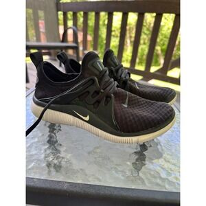 Nike Acalme AQ7459-001 Black‎ Running Shoes Sneakers Woman's Size 8